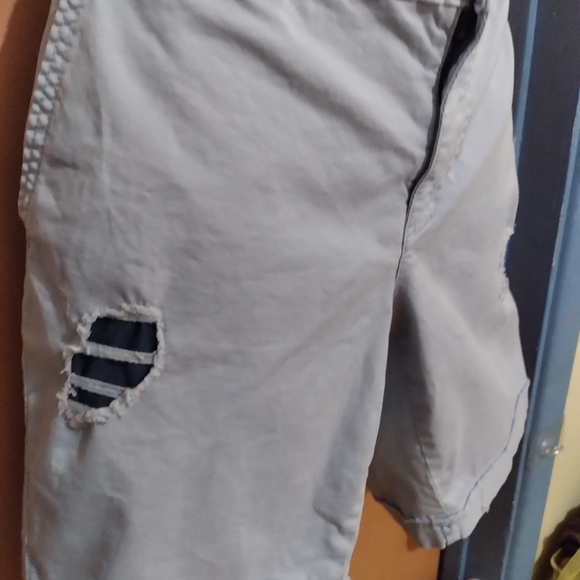 Women's Shorts - Picture 3 of 8